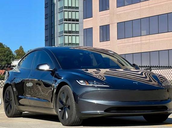 TESLA MODEL 3 2025 5YJ3E1EAXSF978287 image TESLA MODEL 3 2025 5YJ3E1EAXSF978287 image